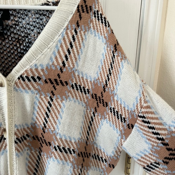 Just Polly Plaid V-Neck Cardigan - Picture 3 of 5